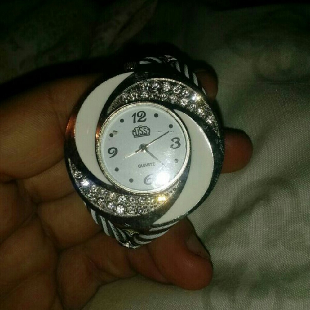USS quartz watch